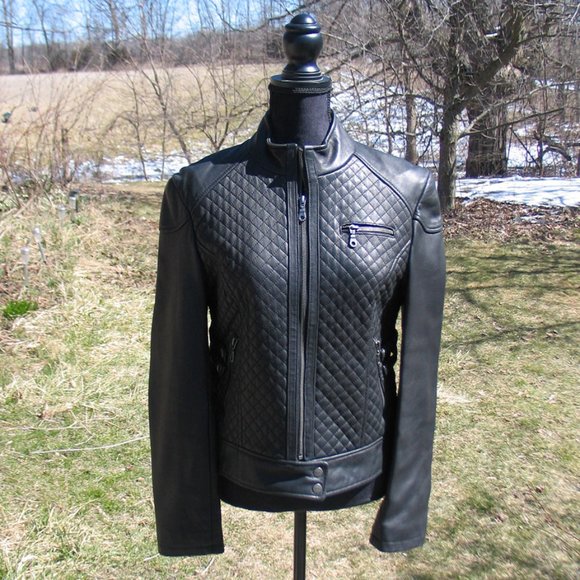 Short  Black Quilted leather Jacket - Picture 1 of 4